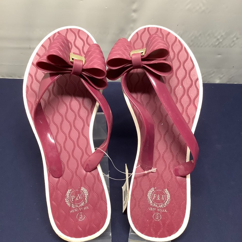 MAROON WITH WHITE TRIM BOW SANDALS - NEW